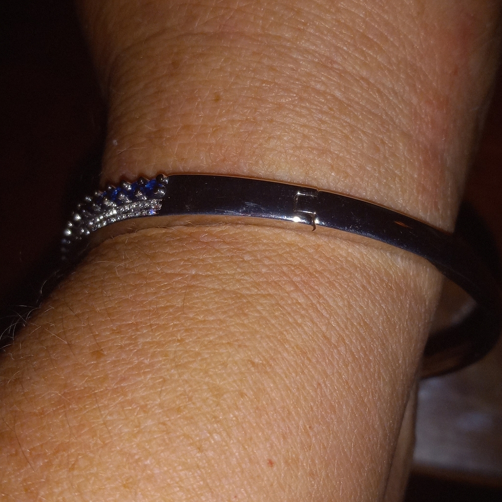 Gorgeous Bracelet 😍 - Picture 8 of 9